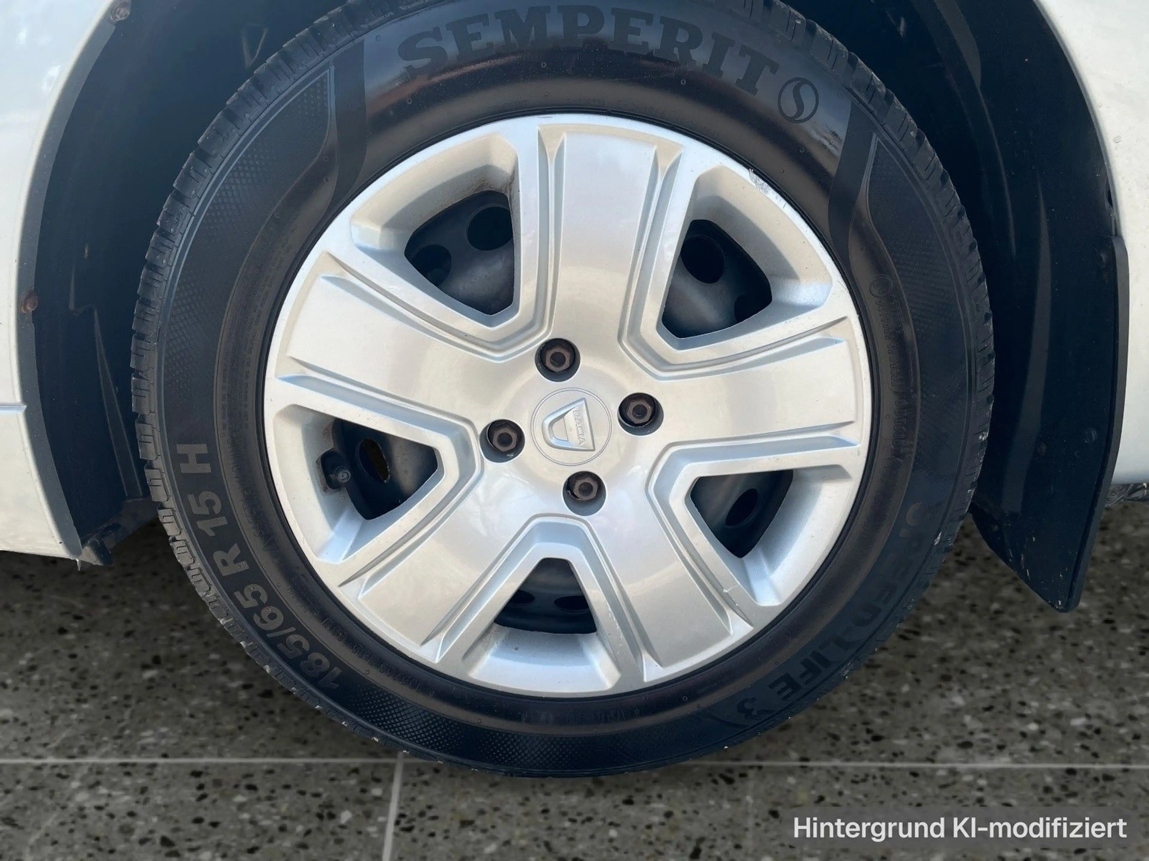 Dacia Logan II MCV 0.9 Schaltgetriebe - Comfort — photo 15