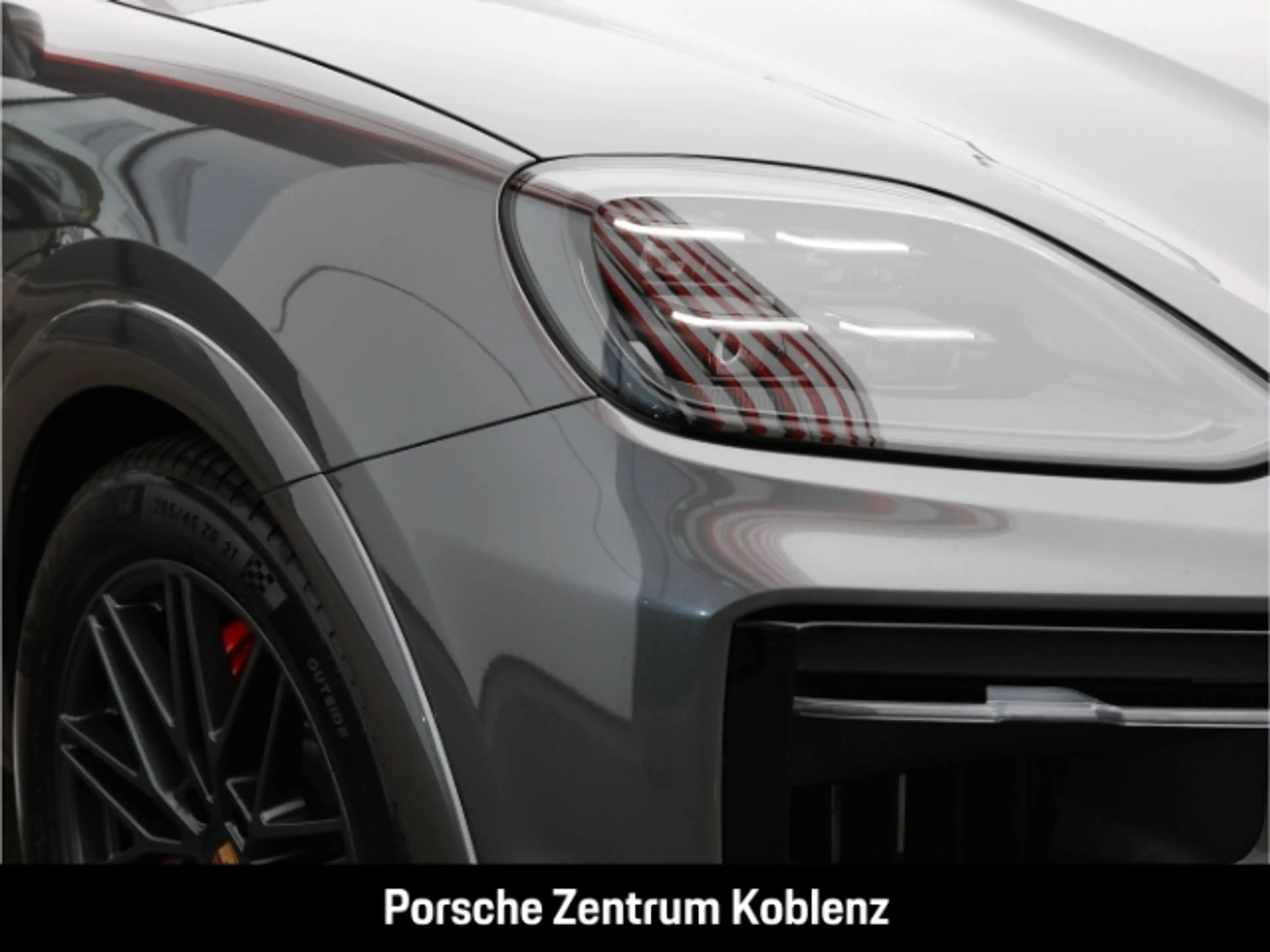 Porsche Cayenne GTS — photo 8