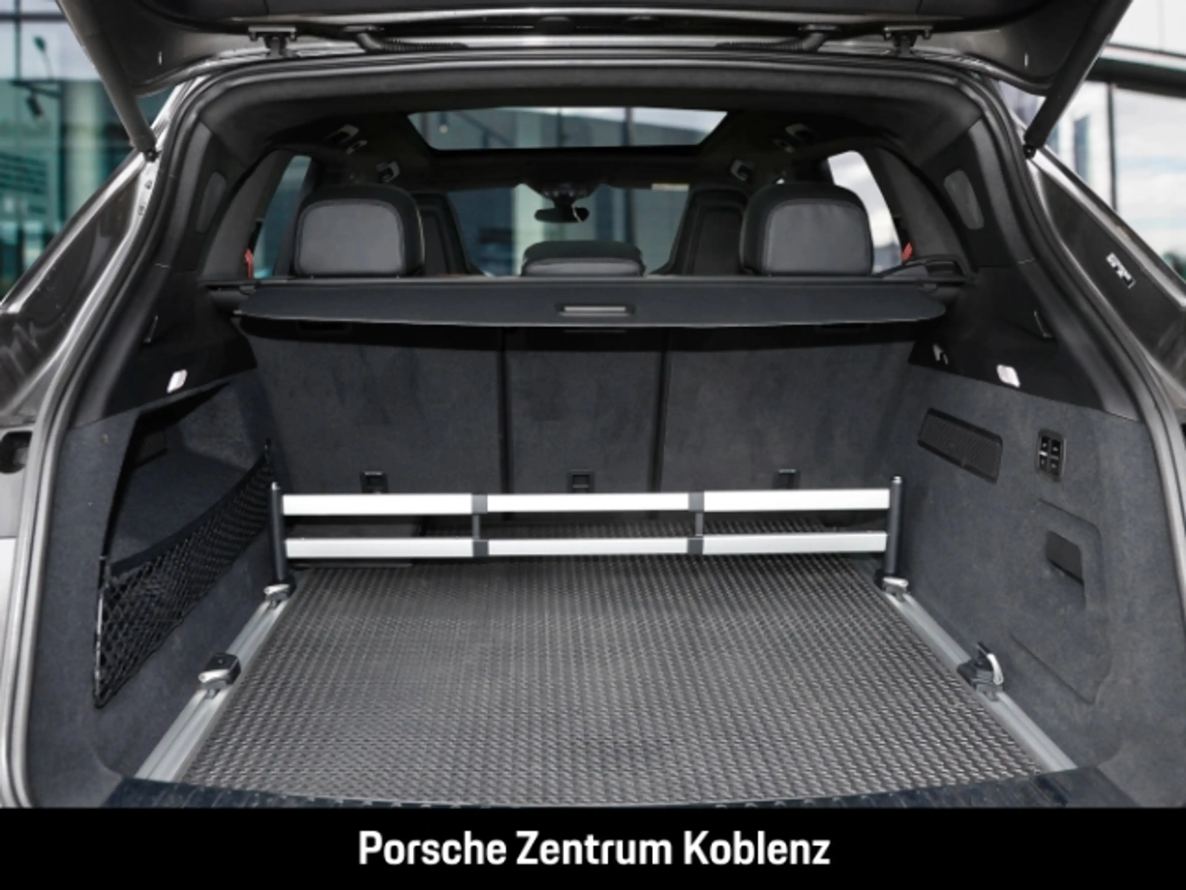Porsche Cayenne GTS — photo 12