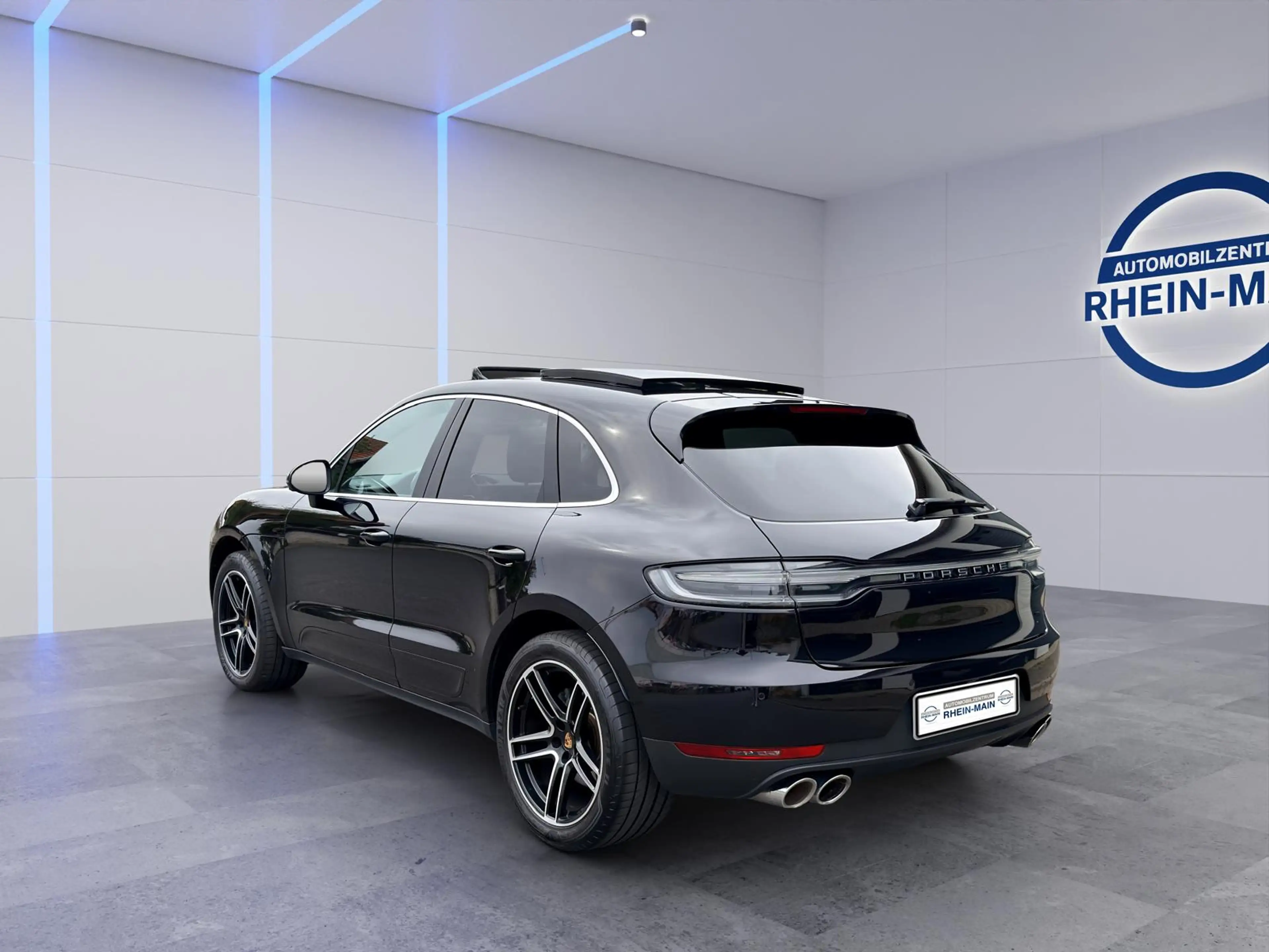 Porsche Macan S PANO AHK ESPRESSO SPORT AGA PZ-HISTORIE LUFT — photo 3