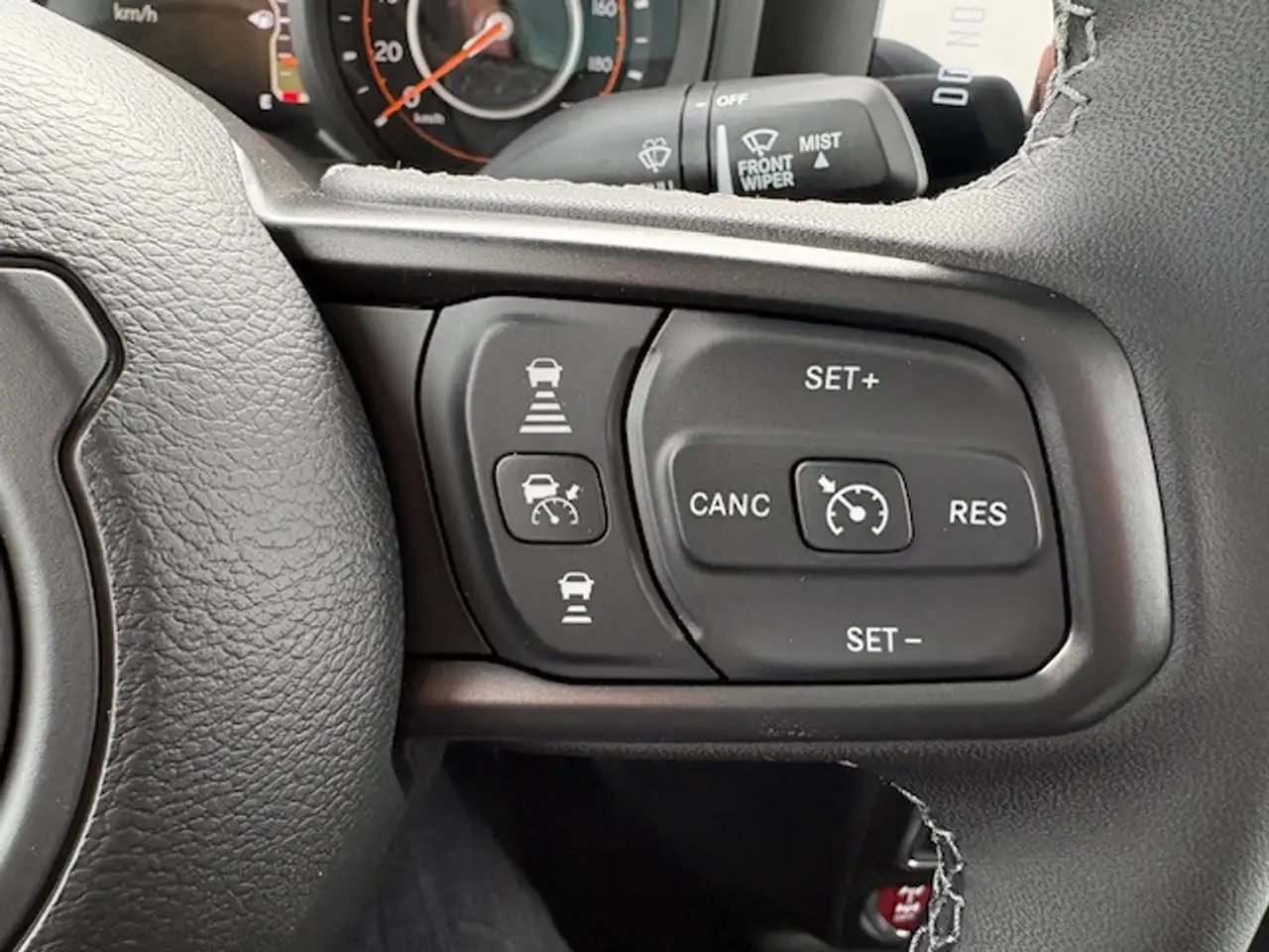 Jeep Gladiator снимка Jeep Gladiator