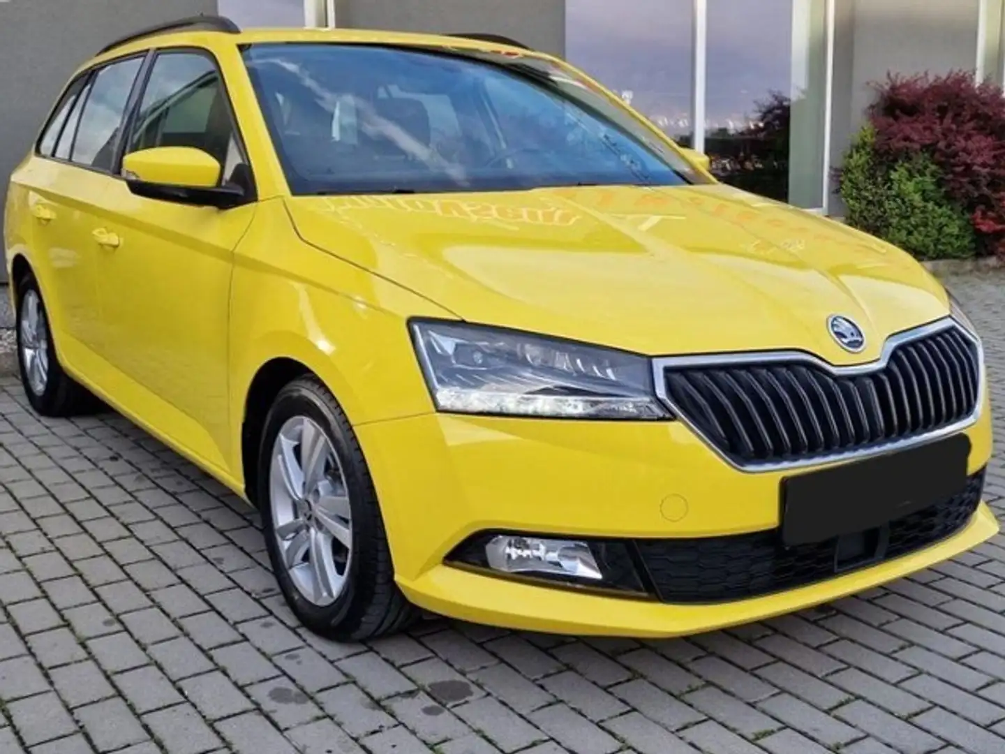 Skoda Fabia Combi Style LED SHZ GRA PDC hi. KLIMA ALU Jaune - 2