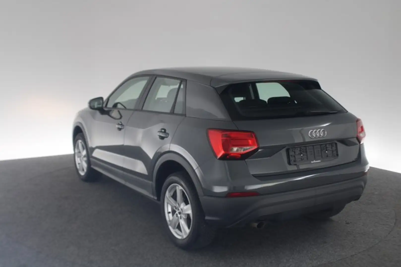Audi Q2 30TFSI S-Tronic Klima Sitzheizung Grau - 2