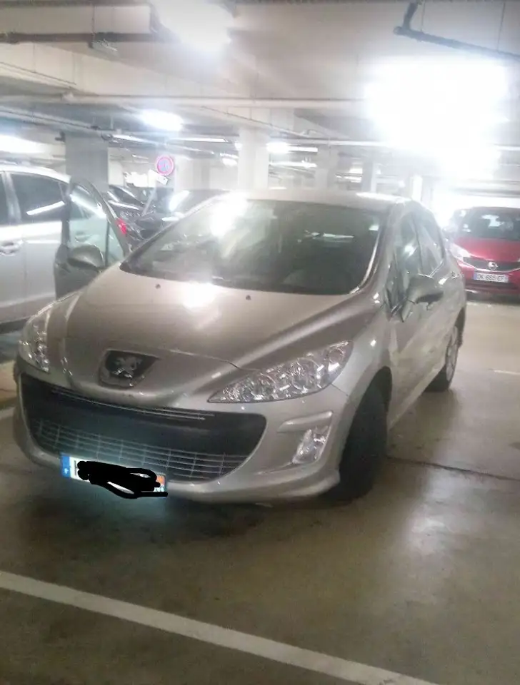 Peugeot 308 1.6 HDi 90ch BLUE LION Premium