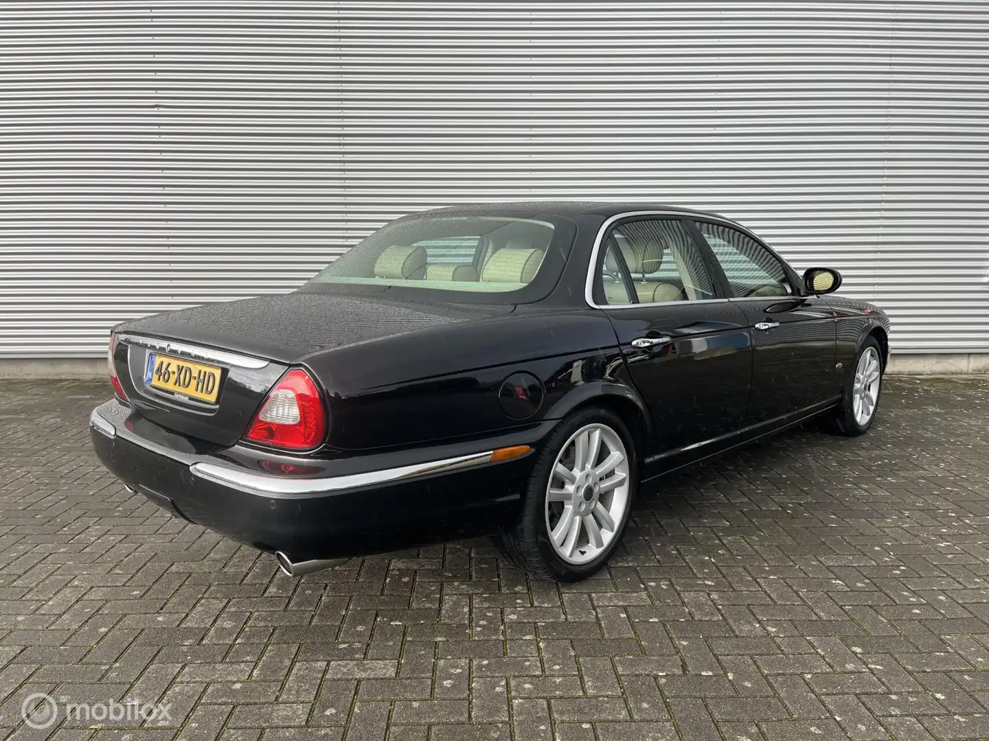 Jaguar XJ 2.7D V6 Sovereign | Stoelverwarming | Zwart - 2
