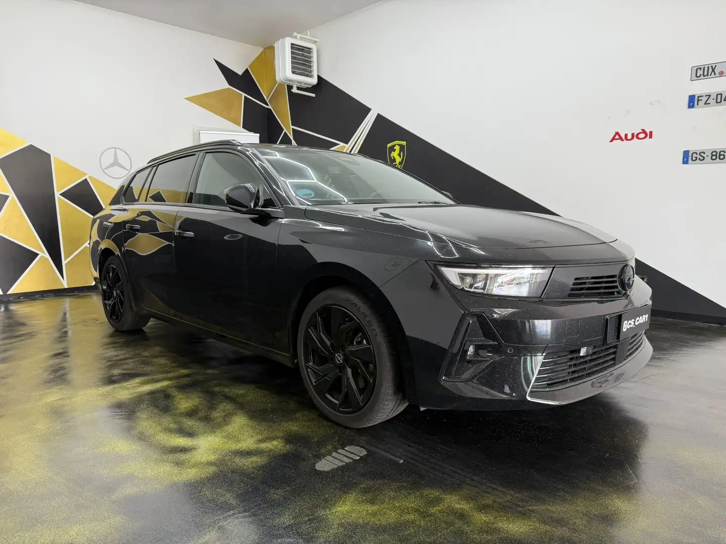 Opel Astra SportTourer 1.2 T GS S Benzina OK Neopatentati Schwarz - 1