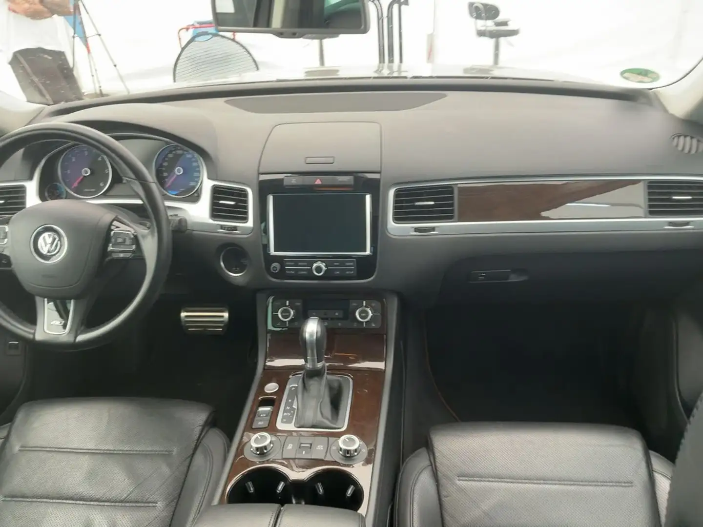 Volkswagen Touareg 4.2 V8 TDI R-Line *TOP Ausstattung* Noir - 2