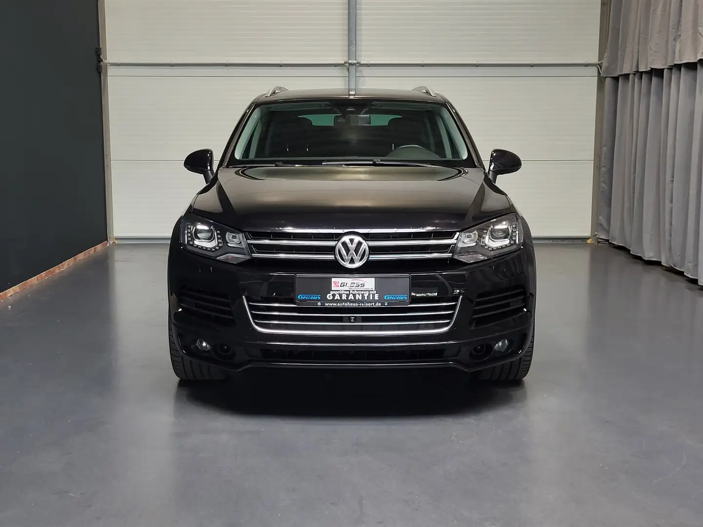 Volkswagen Touareg 4.2 V8 TDI R-Line *TOP Ausstattung* Schwarz - 2