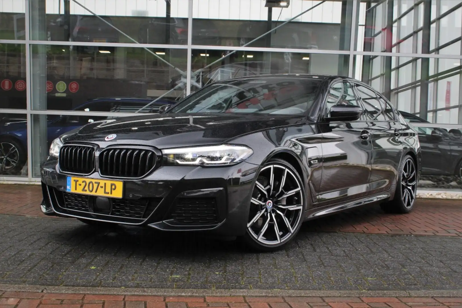 BMW 545 5-serie 545e xD Bns Edit.+ Fekete - 1