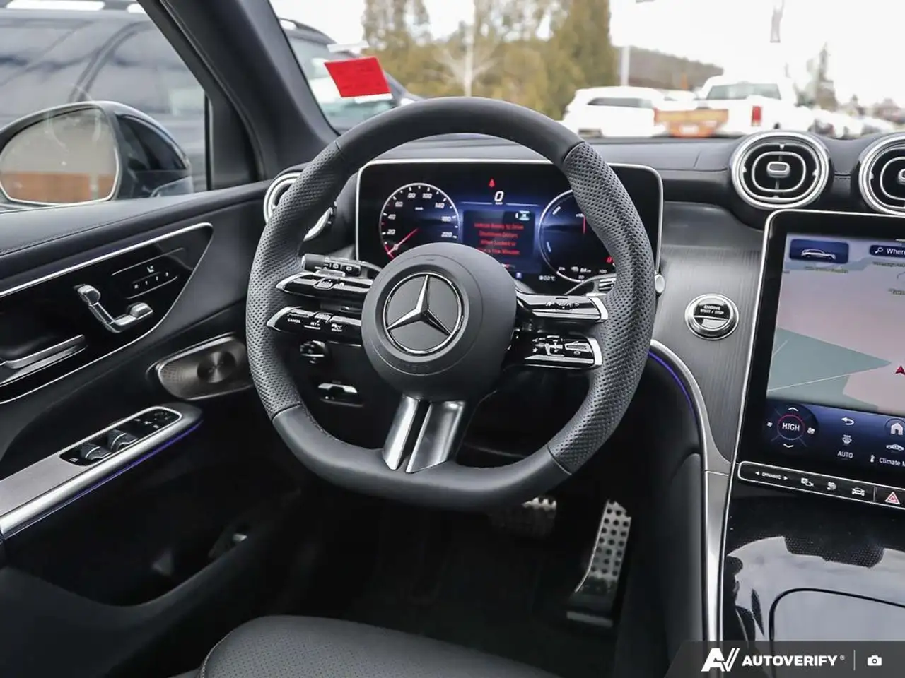 Mercedes-Benz GLC снимка Mercedes-Benz GLC