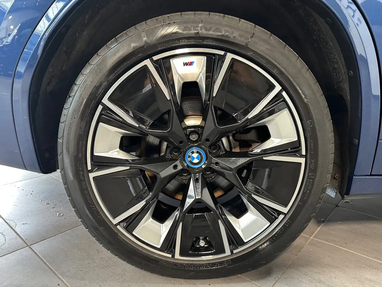 BMW iX3 Impressive NAV+LED+PANO+AHK+HUD+SHZ+DAB+20ZOLL, миниатюра 3