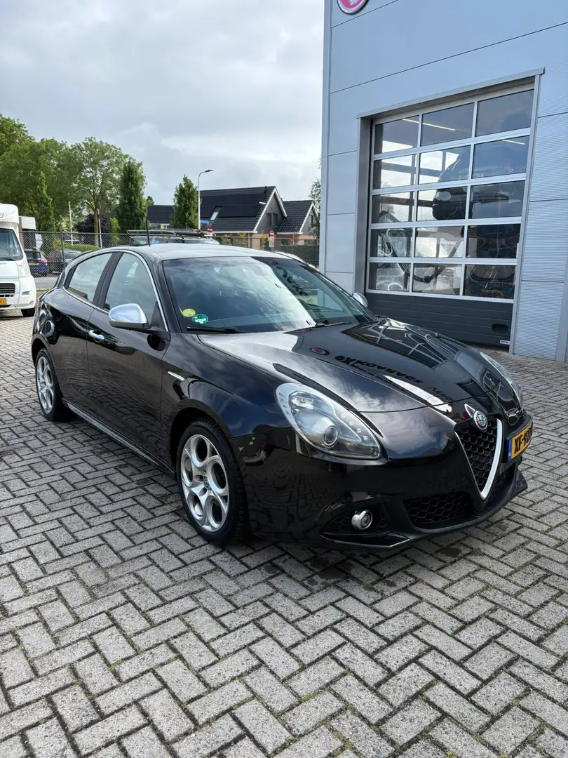 Alfa Romeo Giulietta 1.6 JTDm Super Zwart - 2
