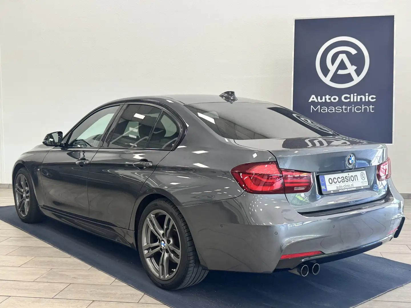 BMW 320 3-serie 320i Edition M Sport Shadow Executive | PA Grijs - 2