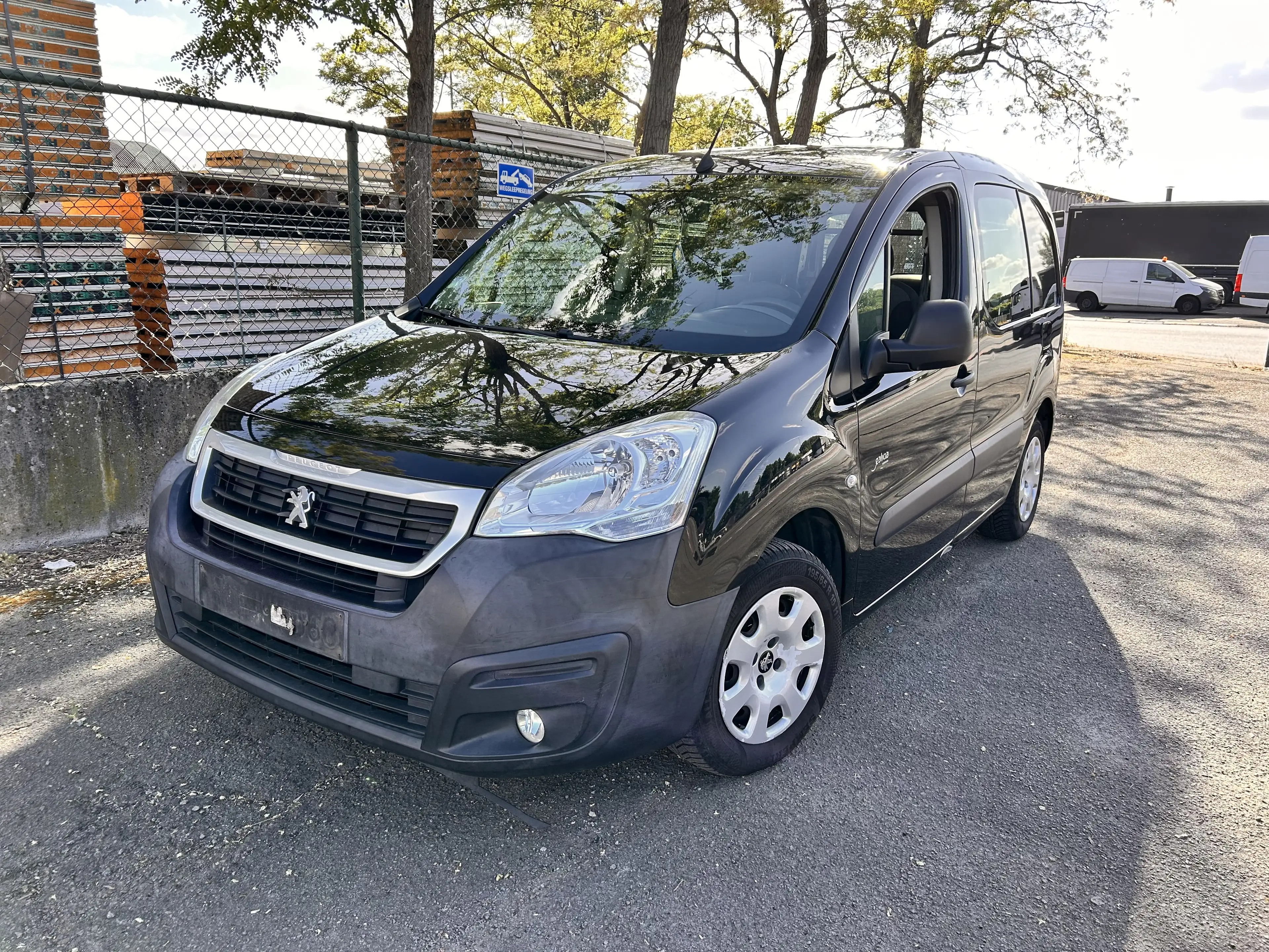 Peugeot Partner Partner 1.6 BlueHDi L1H1 Utility 120 S