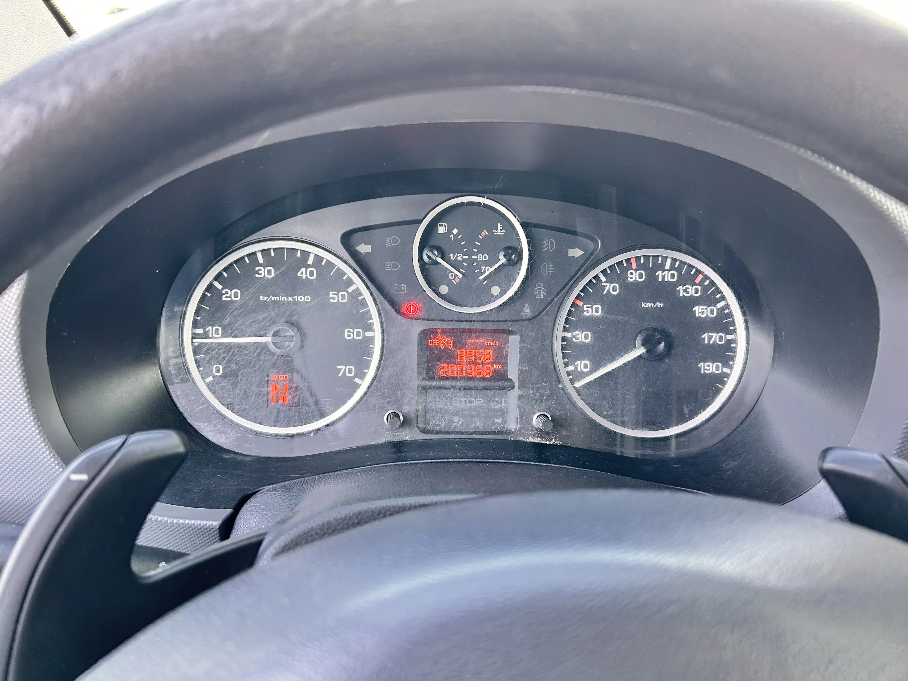 Peugeot Partner Partner 1.6 BlueHDi L1H1 Utility 120 S — photo 13