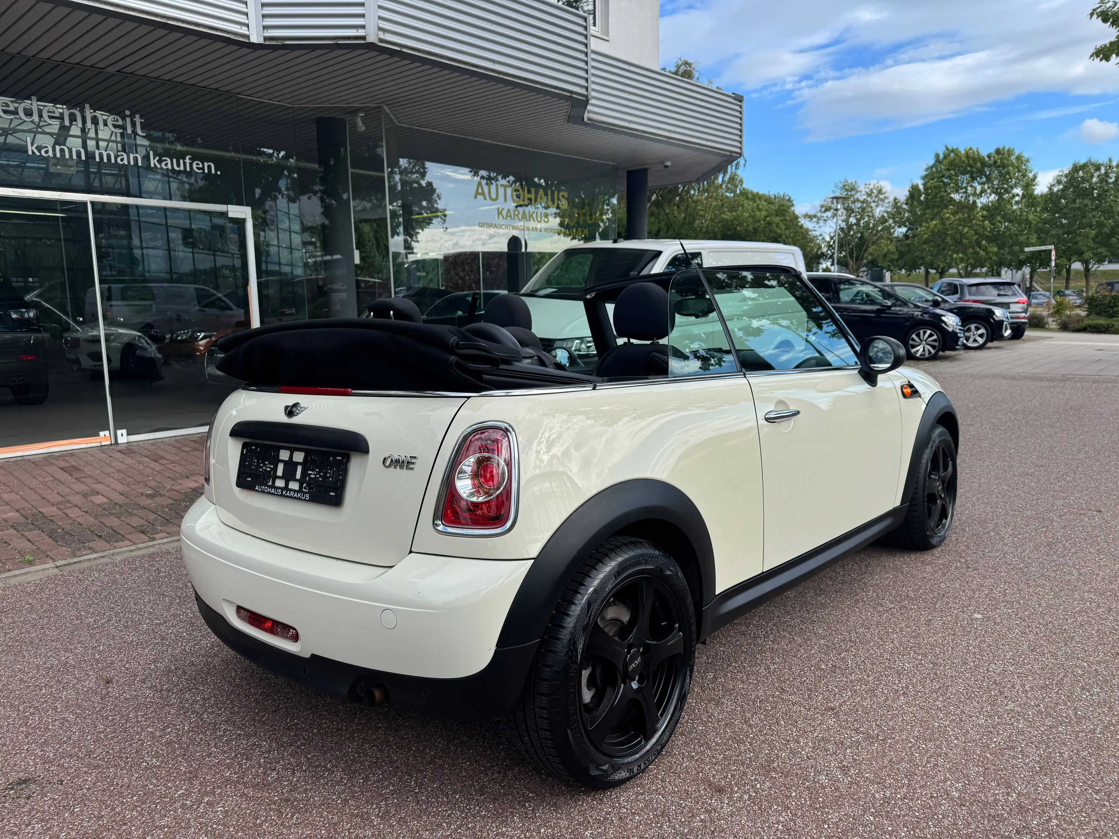 MINI One Cabrio One — photo 4