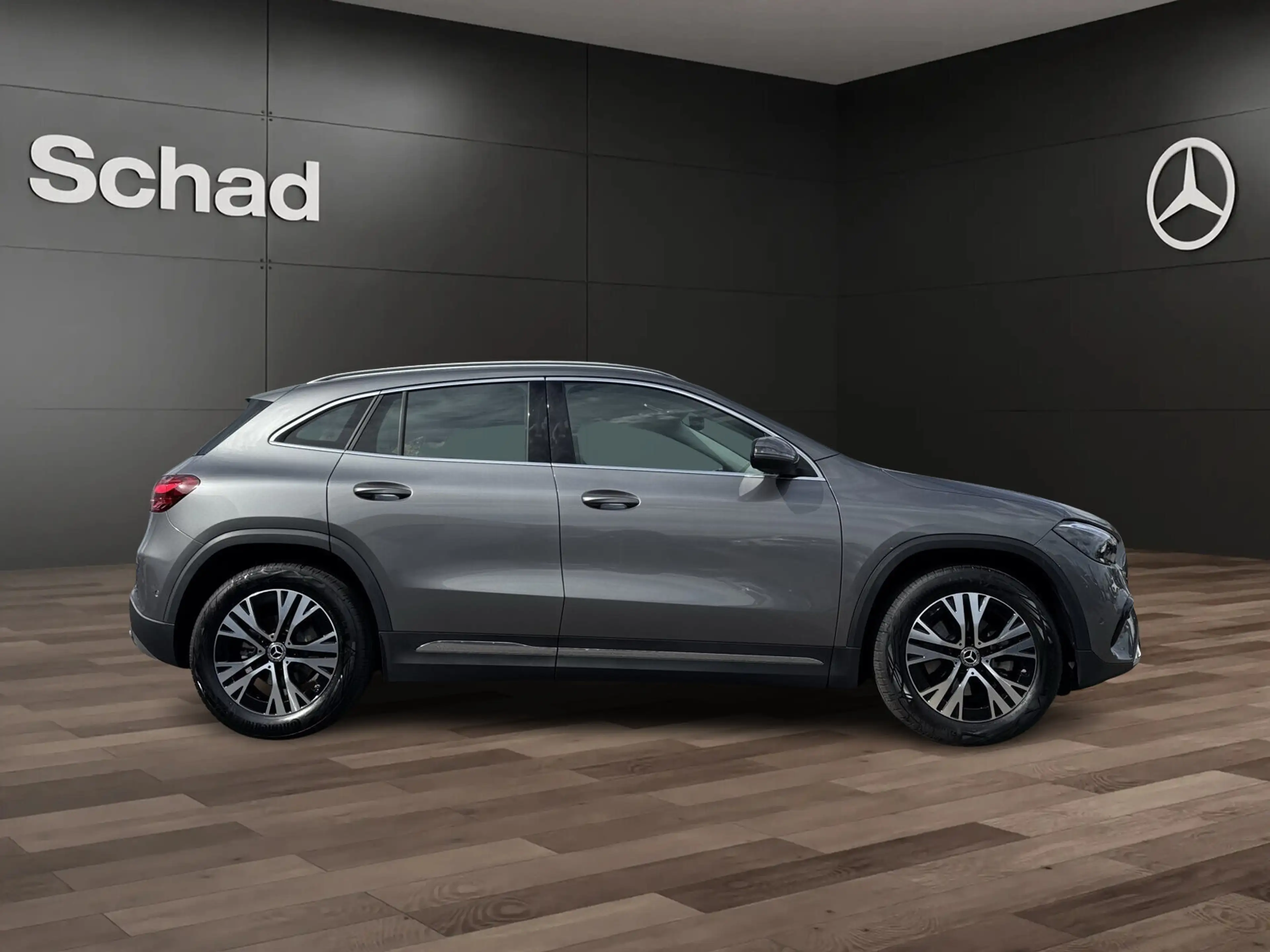 Mercedes-Benz GLA 180 GLA 180 PROGRESSIVE NAVI+AHK+LED+KAMERA+SHZ+DAB+ — photo 4
