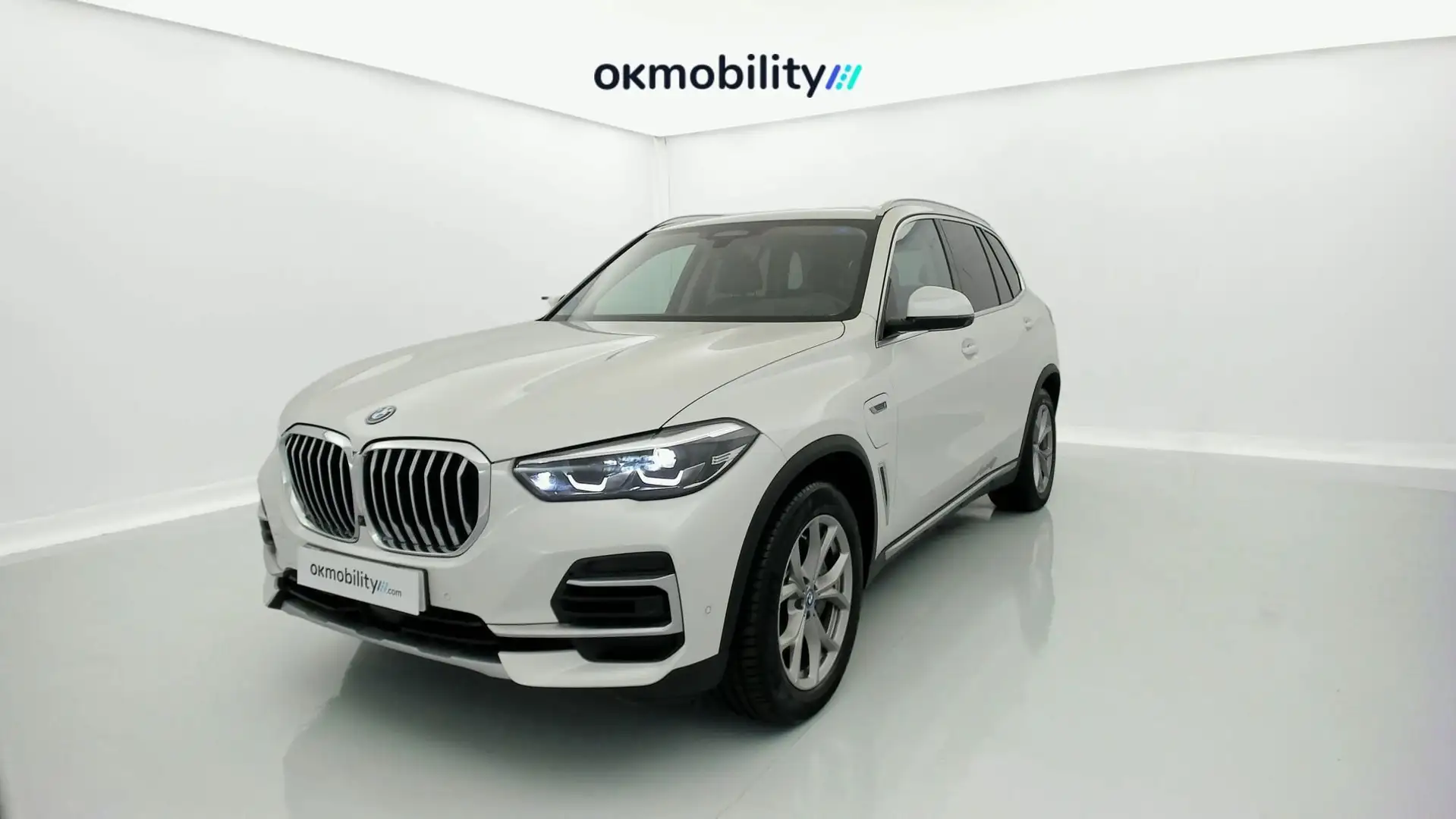 BMW X5 xDrive 45e Plateado - 1