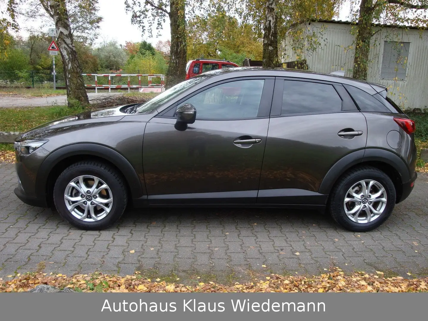 Mazda CX-3 2.0 SKYACTIV-G 120 Exclusive - 2.Hd/43 TKM Grau - 2