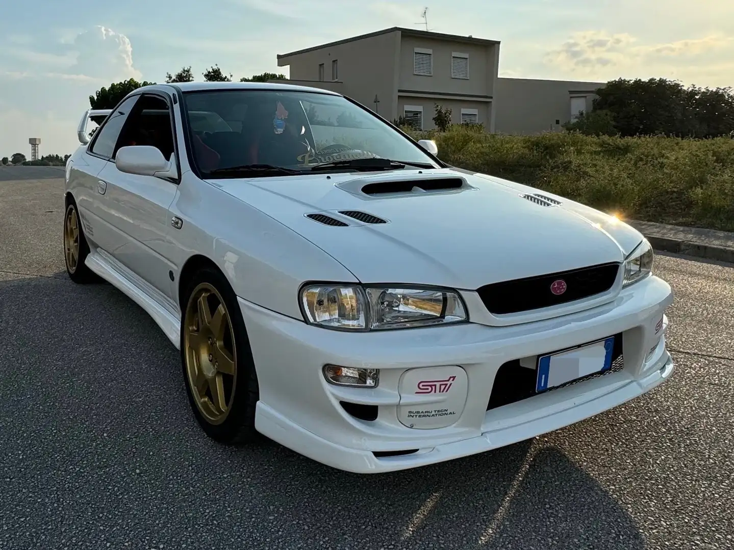 Subaru Impreza Subaru Impreza WRX Type R STi Version 5 Specs Bianco - 1
