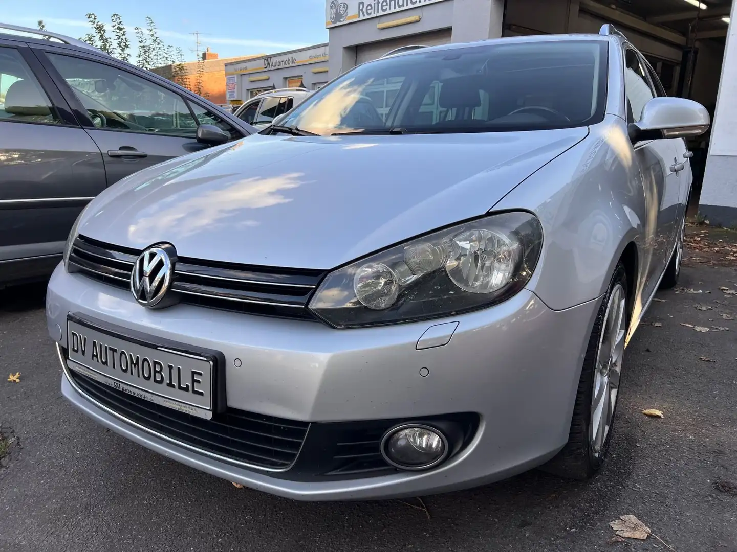 Volkswagen Golf 1.4 TSI Highline Variant*HU 07/2026* Silber - 1