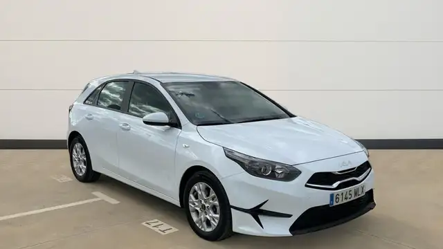 Kia Ceed / cee'd 1.6 MHEV iMT Concept 136
