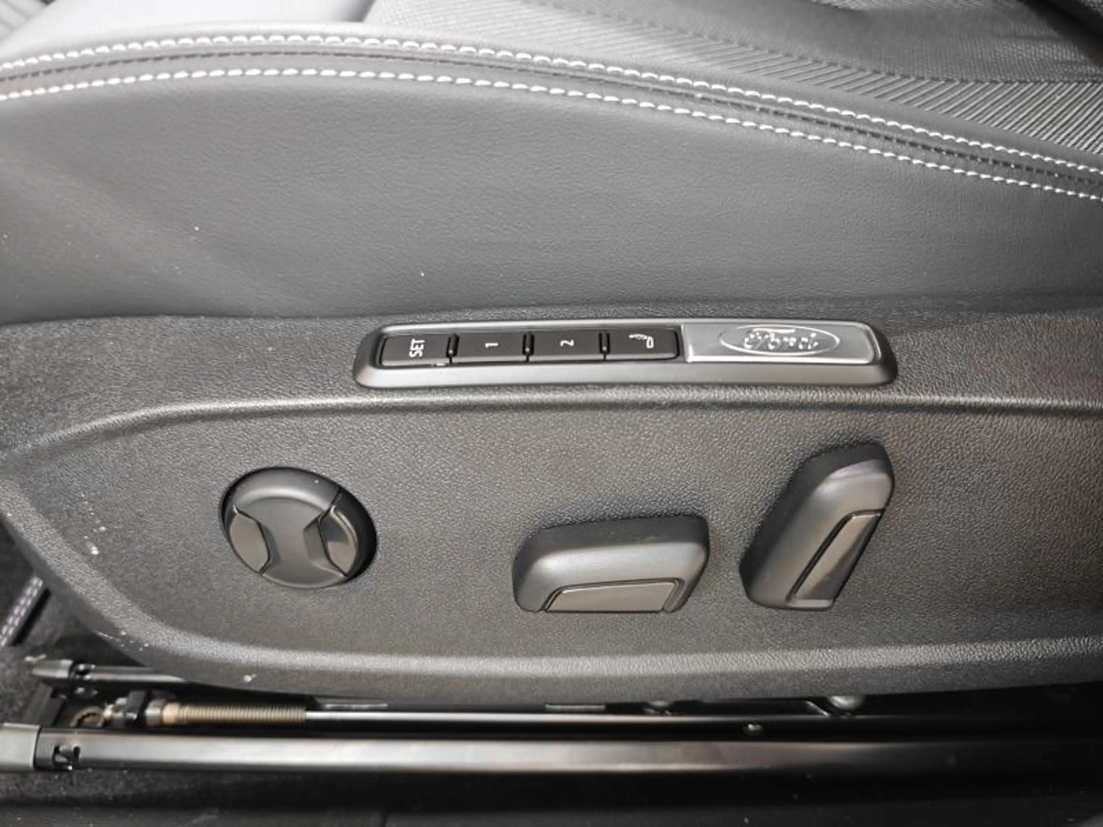 Ford Explorer AWD - 79kWh - 340pk - Warmtepomp - Garantie — photo 5