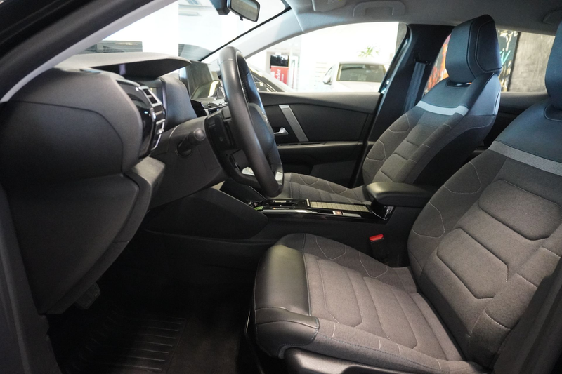 Citroen C4 X Aut./LED/Nav. — photo 8
