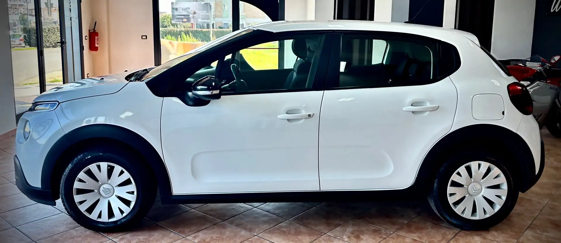 Citroen C3 1.2 82cv Bianco - 2