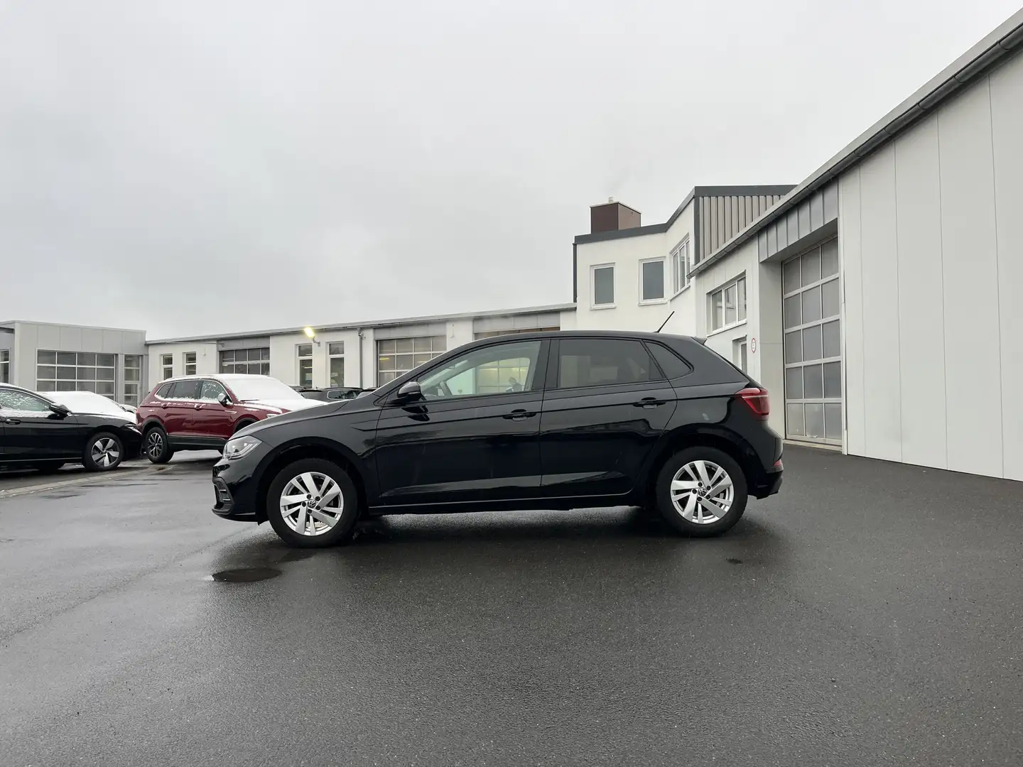 Volkswagen Polo 1.0 TSI Style 97€ m. 20% Anzahlung Active Info N Schwarz - 2