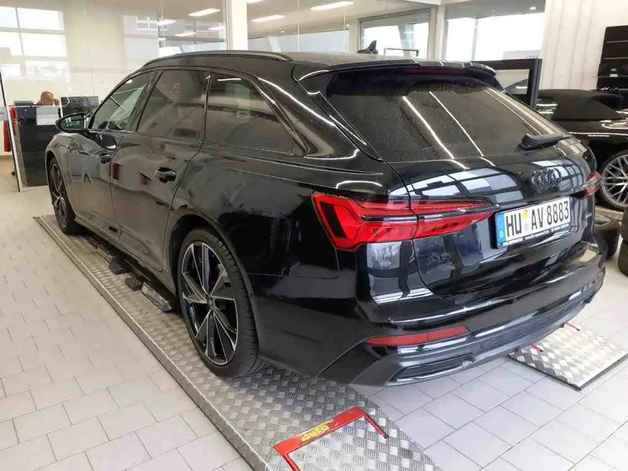 Audi A6 45 TDI quattro S-LINE*NAVI-PLUS*MATRIX* 4