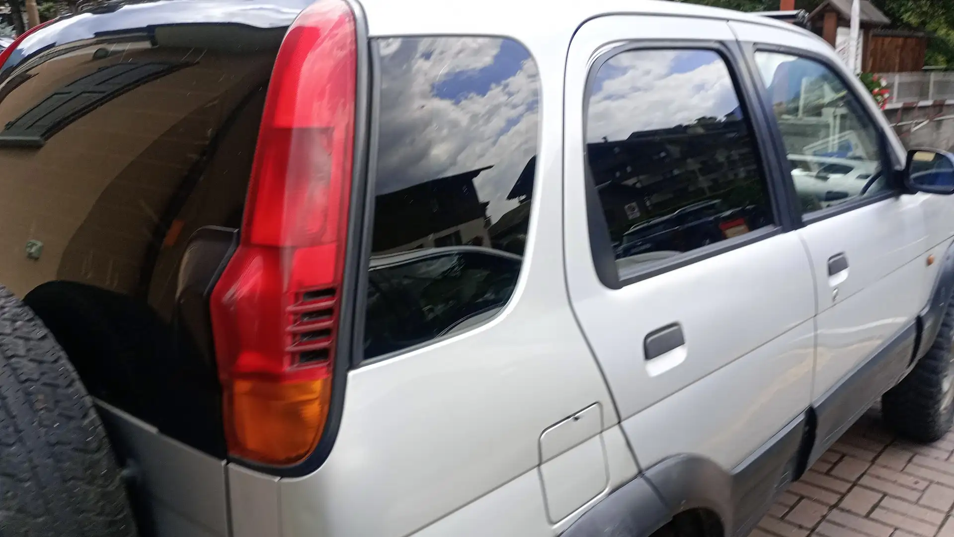 Daihatsu Terios 1.3 DX - 1