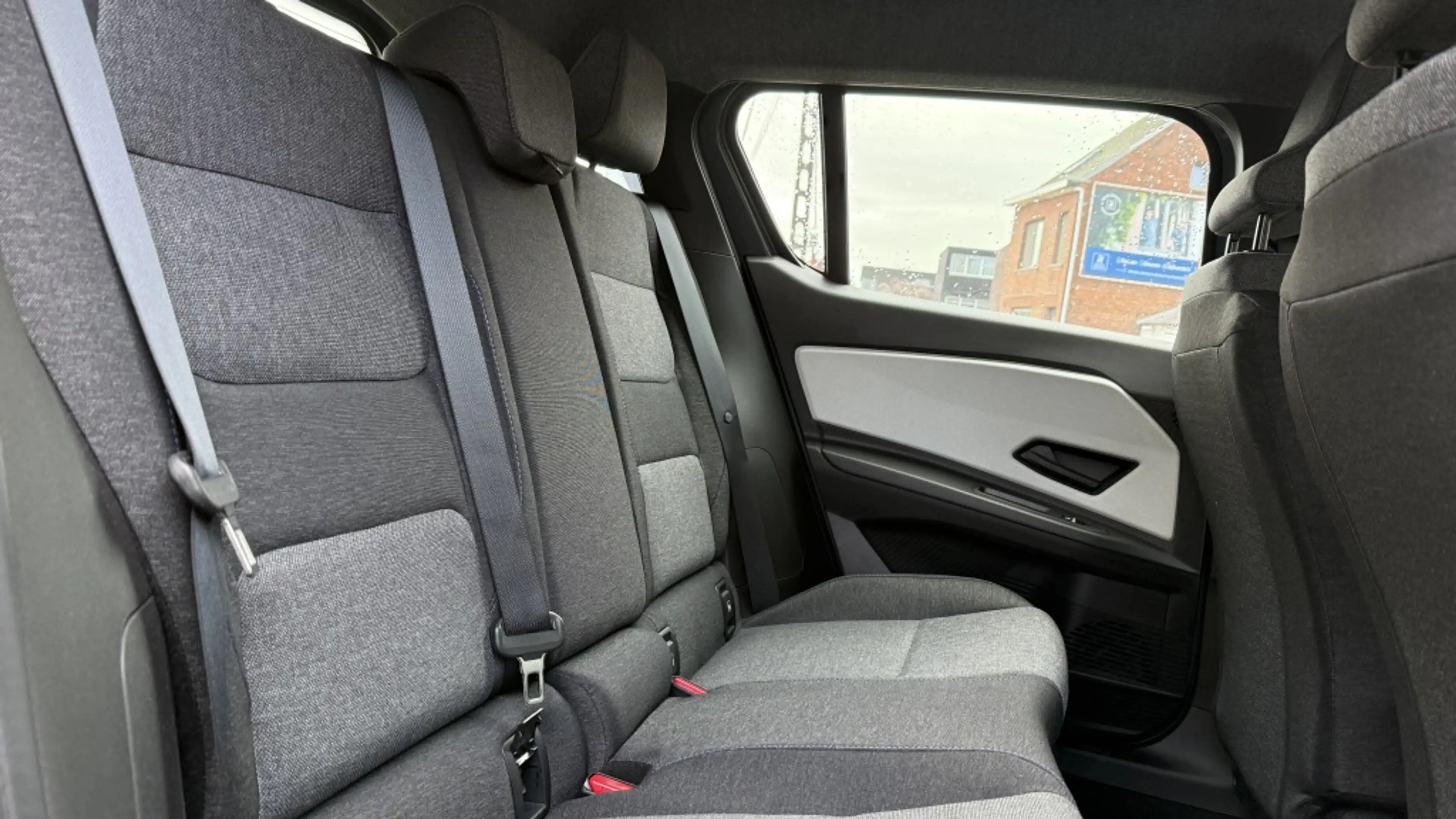 Renault R 4 Urban Range Evolution 40 kWh — photo 9
