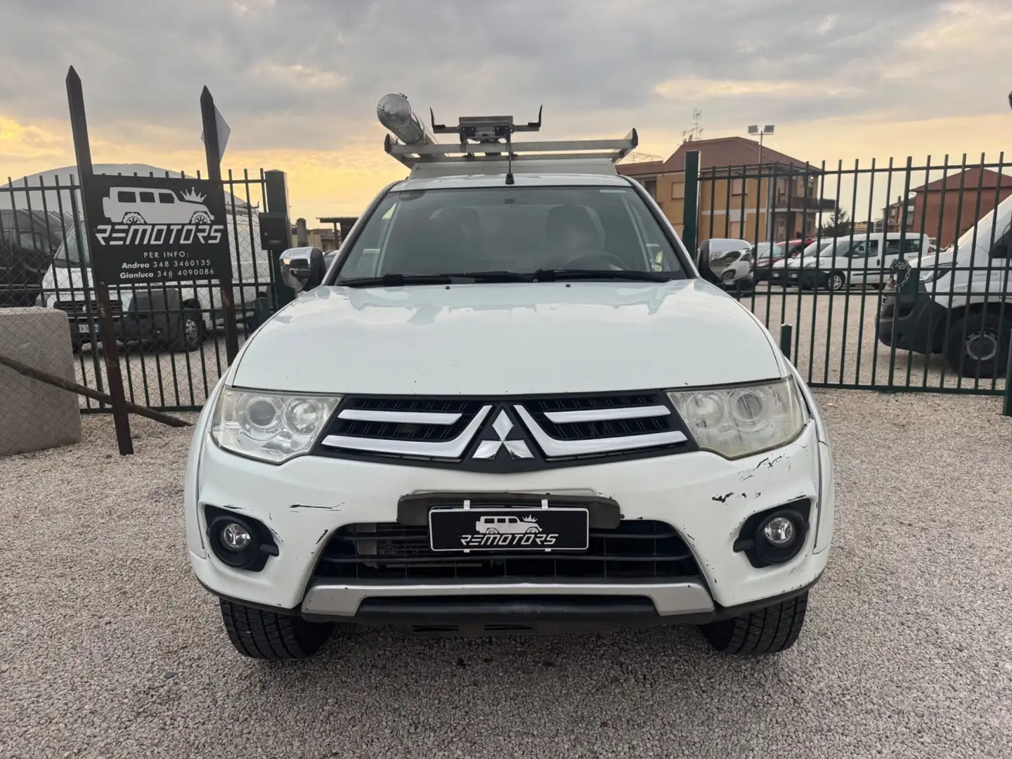 Mitsubishi L200 2.5 allestito Bianco - 2
