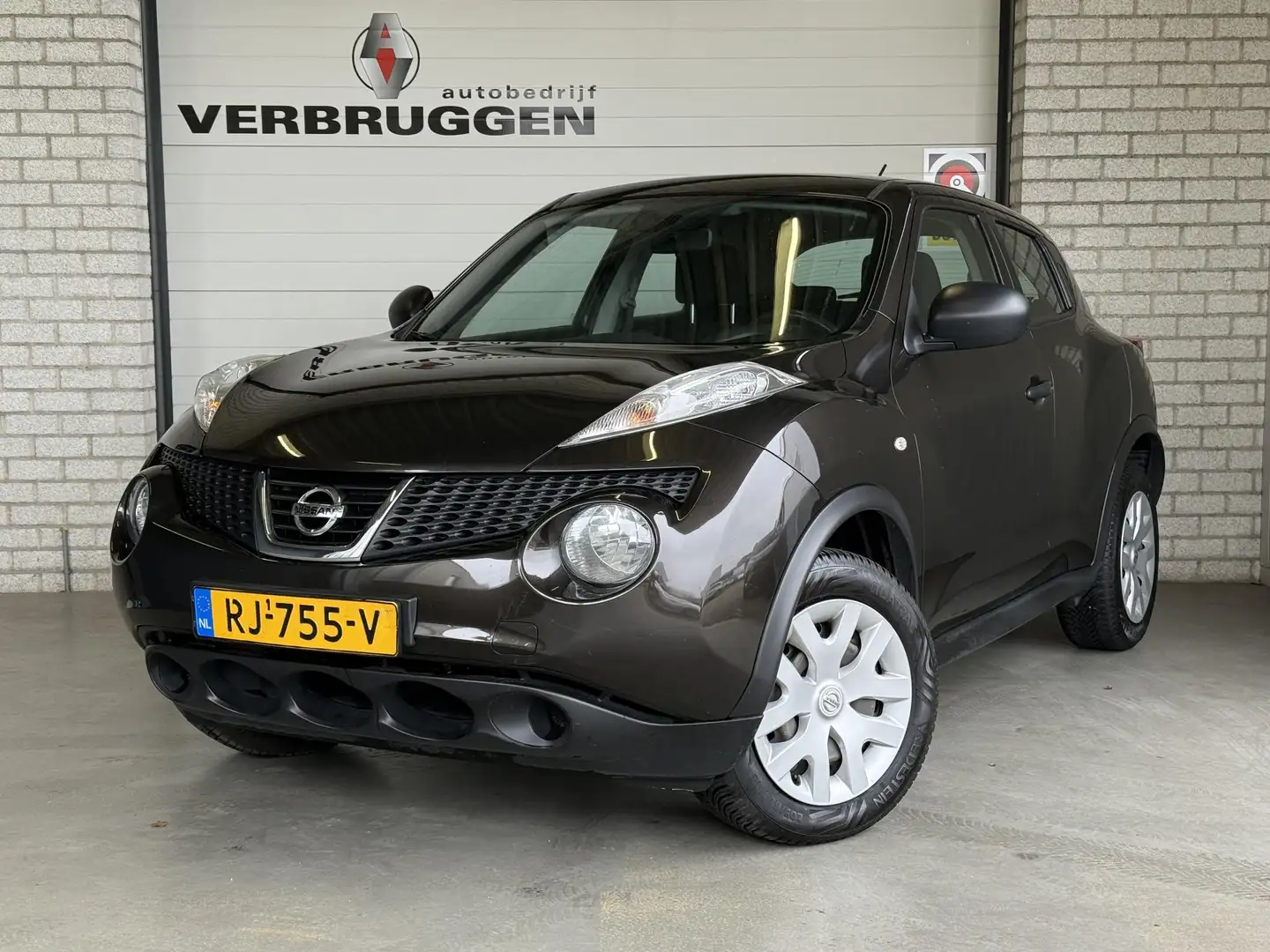Nissan Juke 1.6 Visia | Trekhaak | ALL-Season | Radio/CD spele Braun - 1