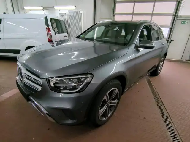 Mercedes-Benz GLC 220 d AMG Burmest*Distro*Kamera*Alcantara*LE
