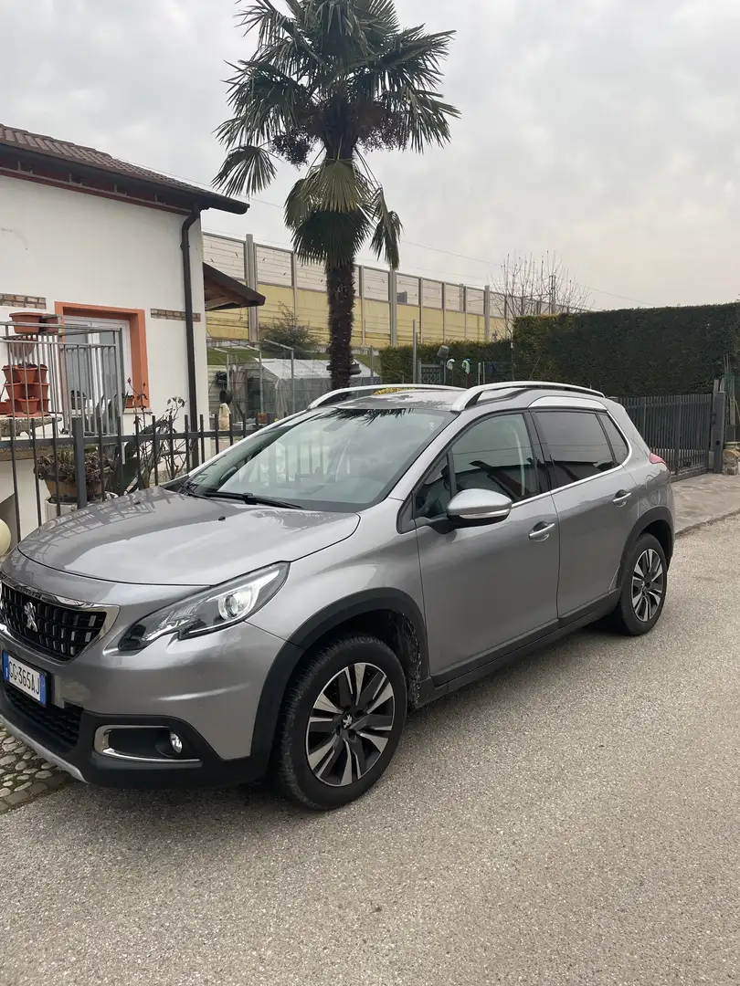 Peugeot 2008 1.2 puretech Allure 82cv my16 Grey - 1