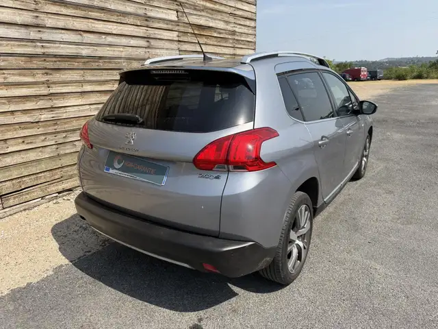 Peugeot 2008 view 7