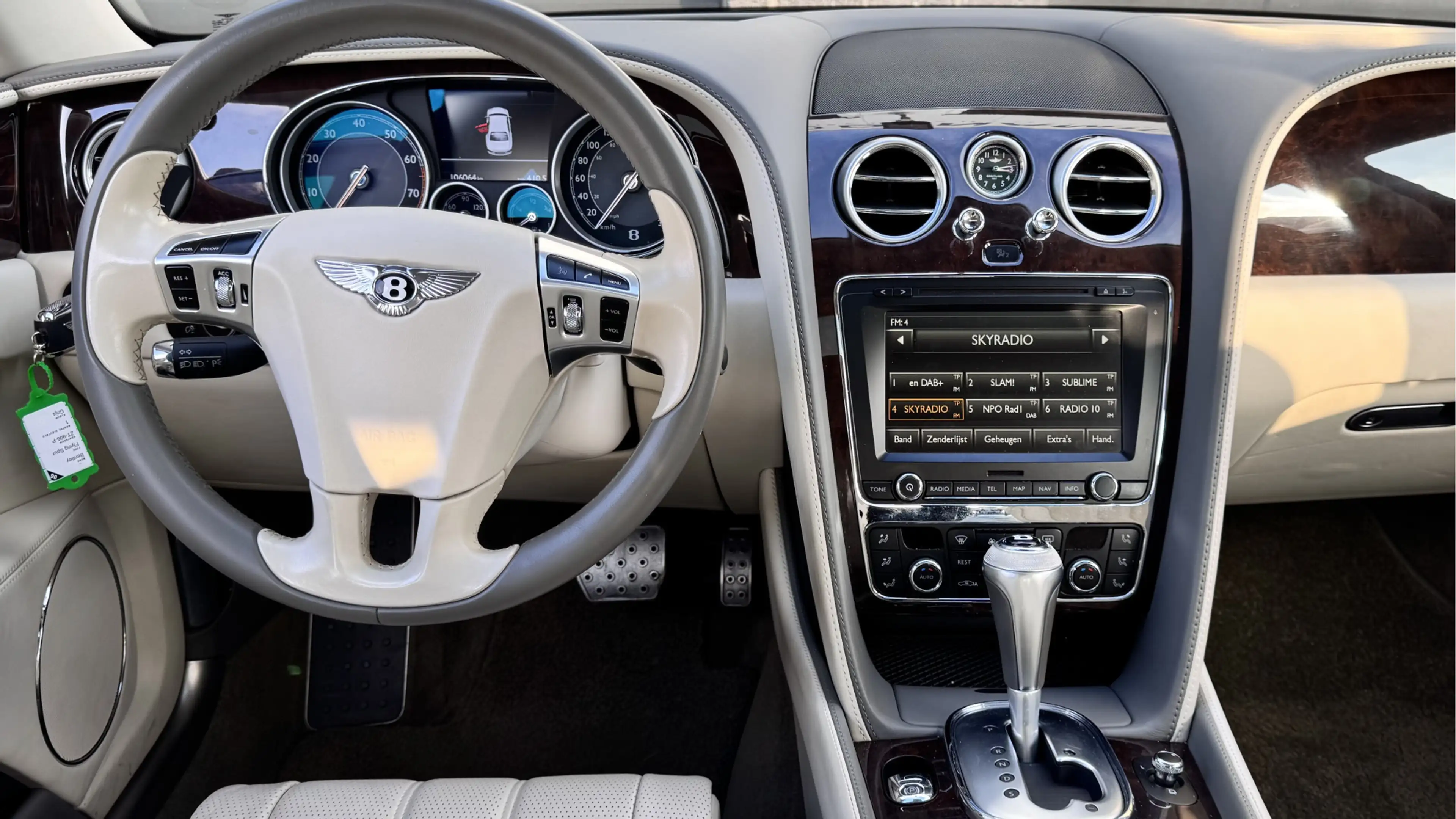 Bentley Flying Spur 4.0 V8 Leder | Zeer compeet — photo 14