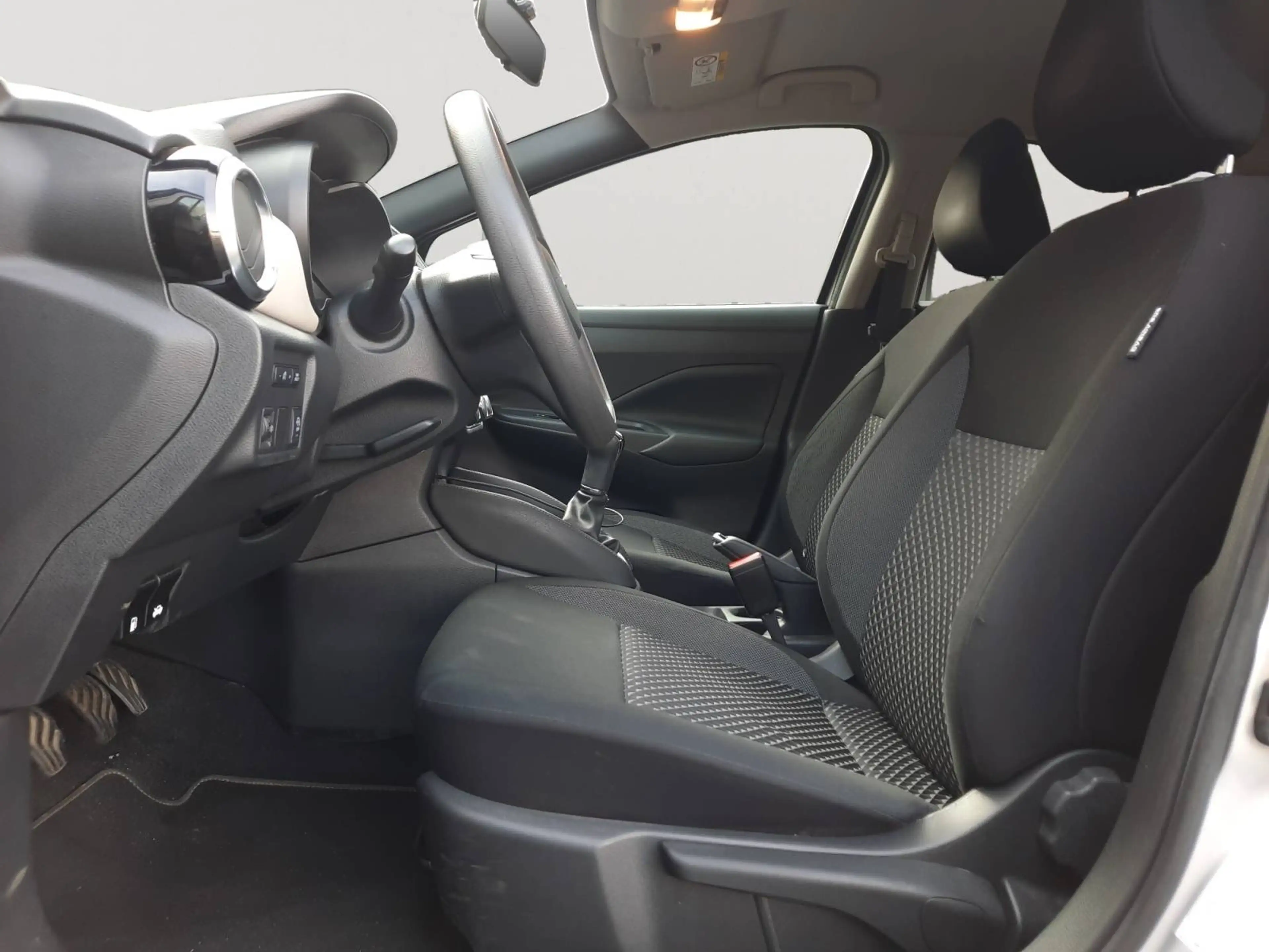 Nissan Micra Micra 1.0 IG-T Acenta/ Garantie 12 Mois — photo 9