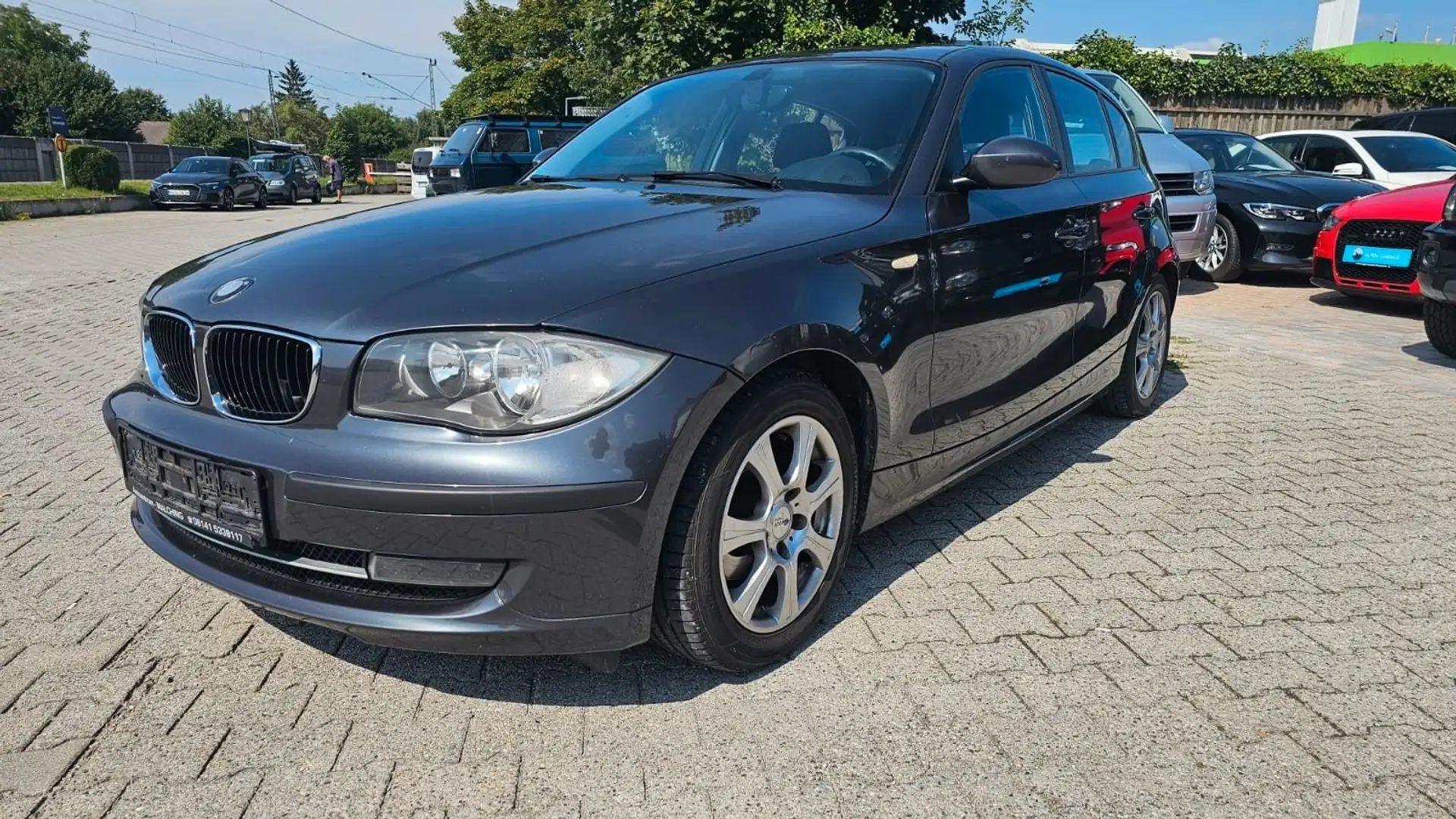 BMW 116 Baureihe 1 Lim. *1,6 i*NEU TÜV* Gris - 1