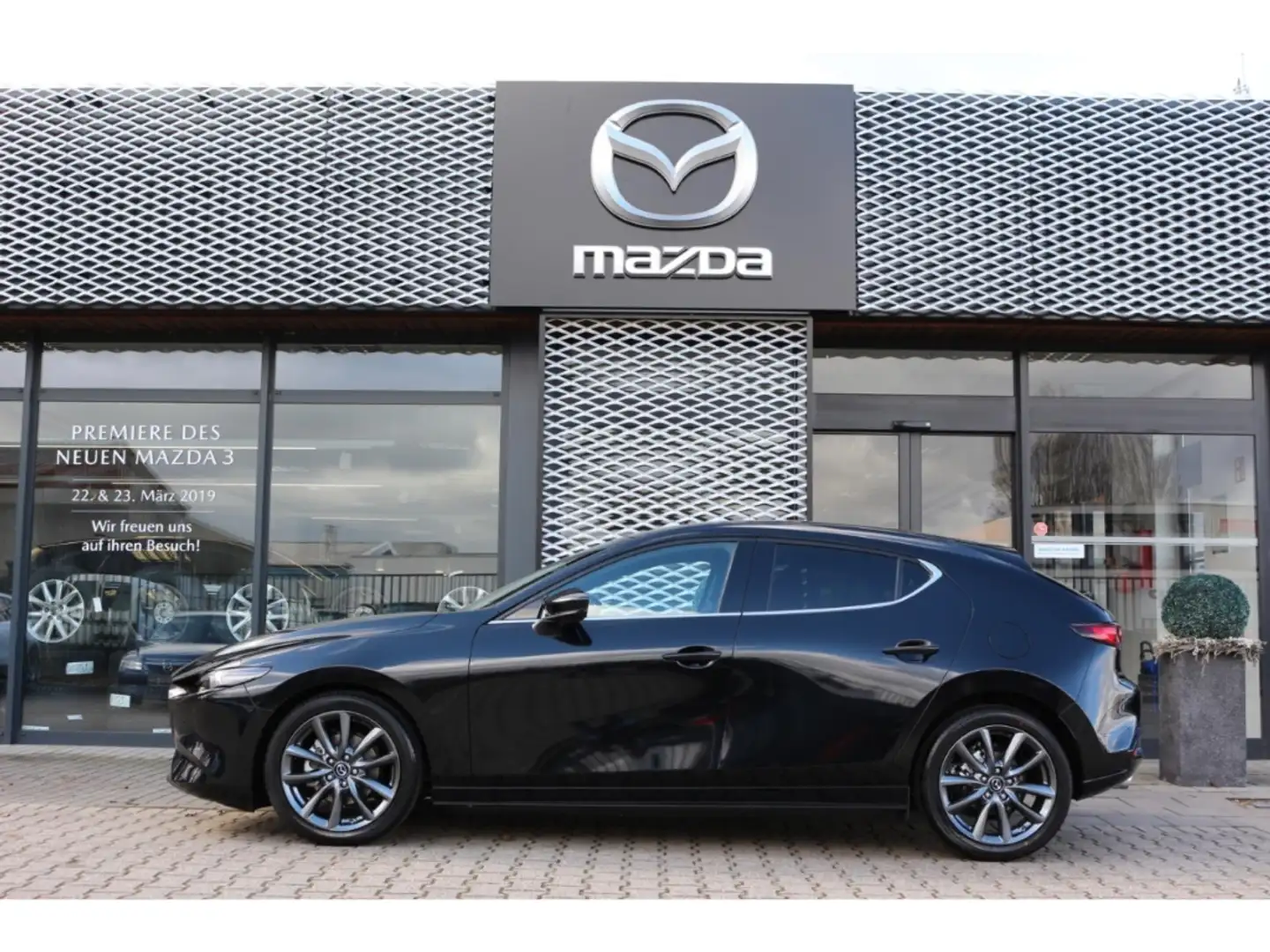 Mazda 3 SKY-X M-HYBRID SELECTION+ACT-P+DES-P+NAV+BOSE Noir - 2