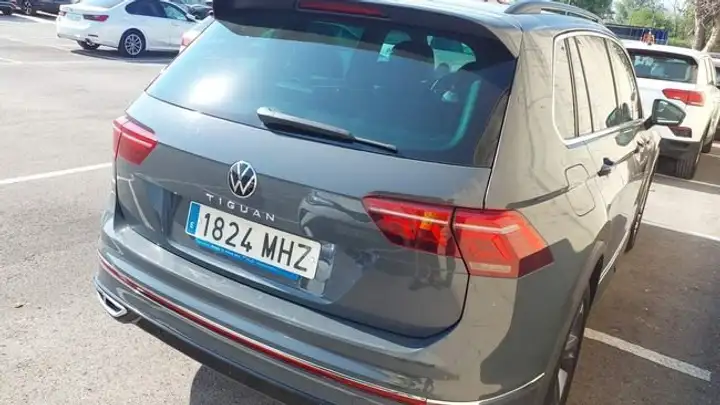 Volkswagen Tiguan 2.0 R-Line TDI 2023, foto 3