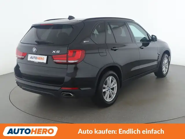 BMW X5 view 6