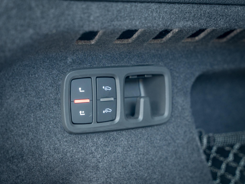 Audi Q8 55 TFSI quattro // 3500 kg trekgewicht — photo 14