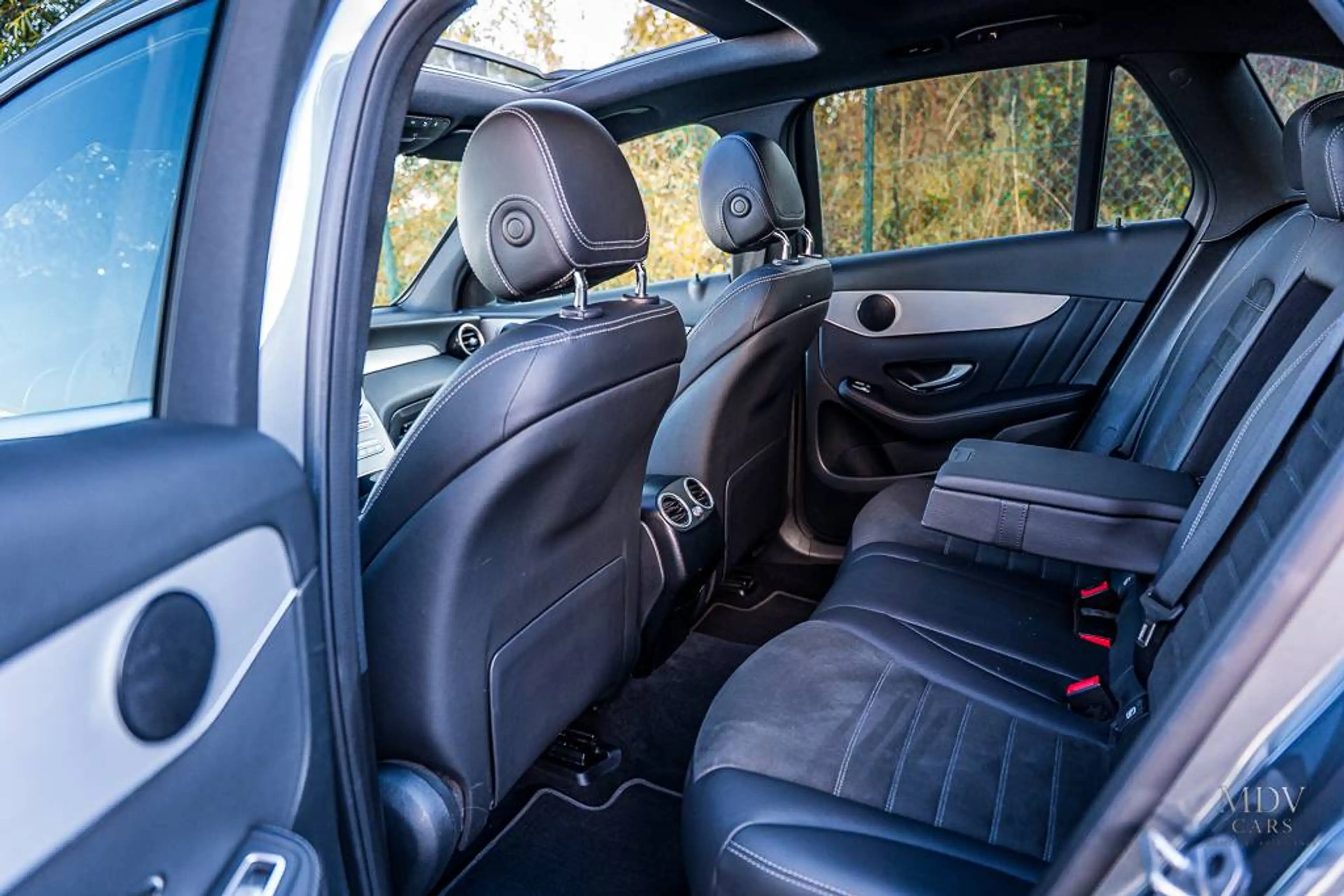 Mercedes-Benz GLC 300 AMG-PANORAMIQUE — photo 7