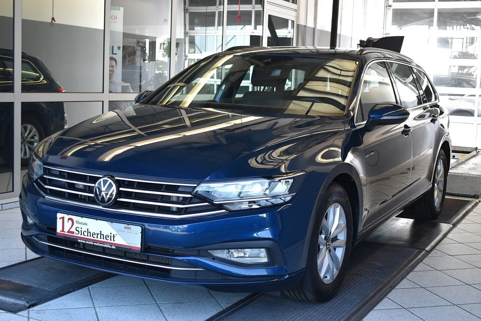 Volkswagen Passat Variant 2.0TDI Business DSG*AHK*LED Blau - 1