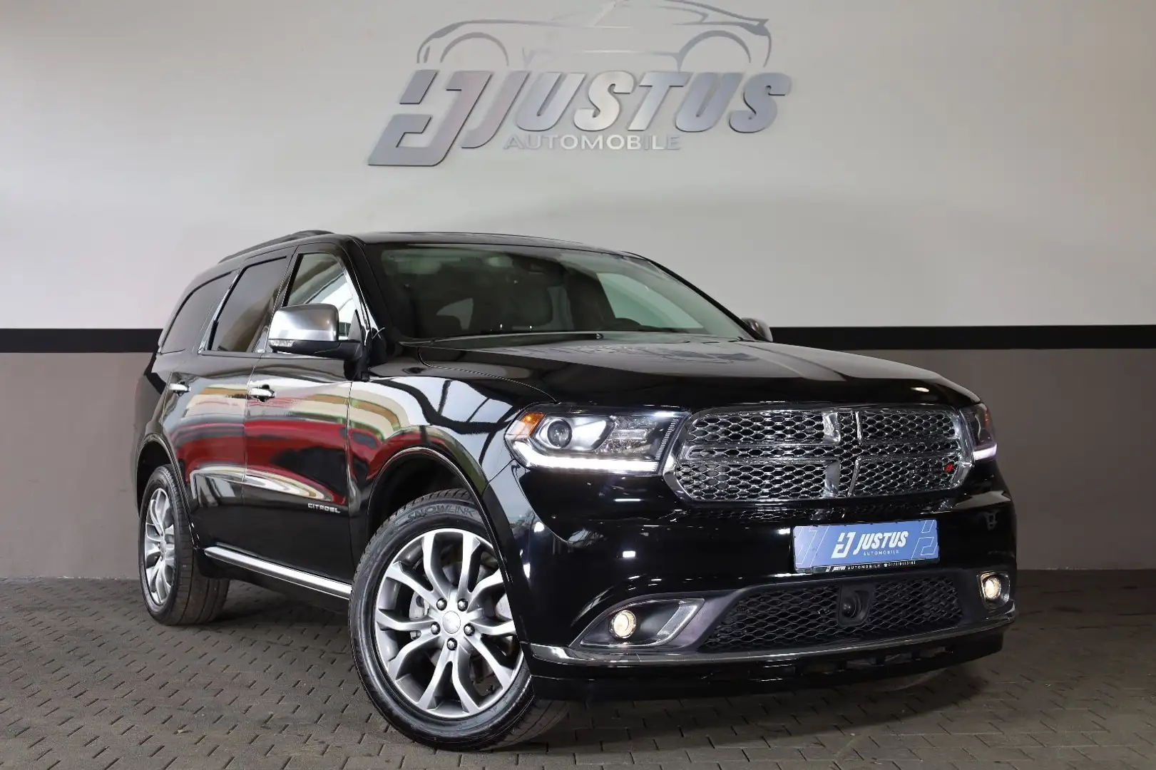 Dodge Durango 5.7 Citadel Anodized/BRC/AHK/SHZ/SBL/R20 Negru - 1