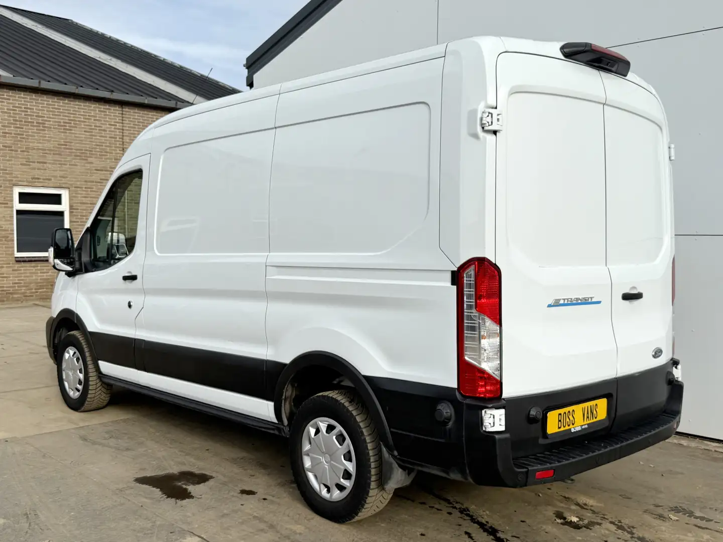 Ford E-Transit 390 75kWh 184PK Elektrisch 75kWh 334km WLTP BEV Sn Blanc - 2