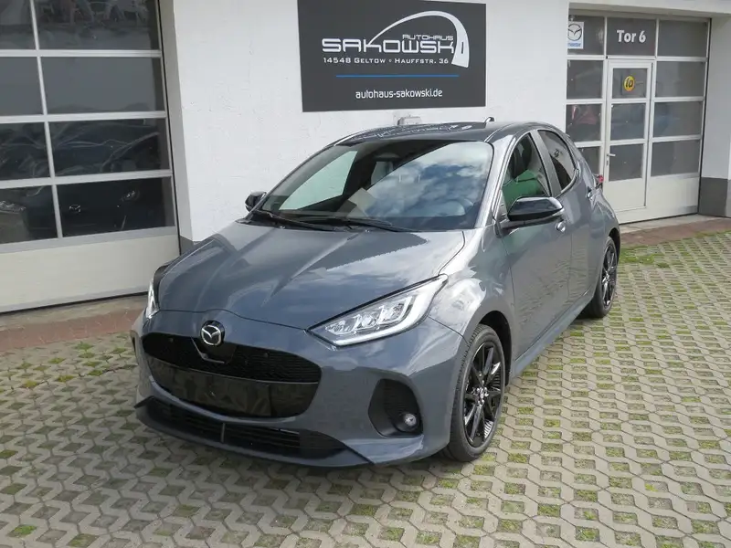 MAZDA 2